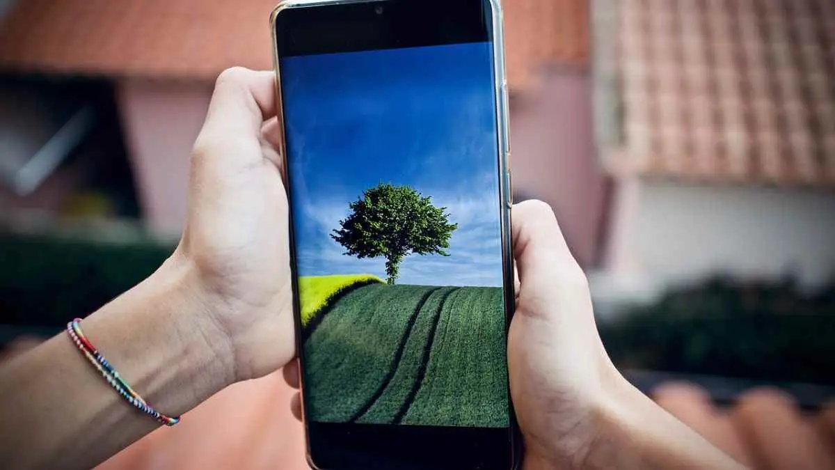 Best Camera Smartphone Under 10000